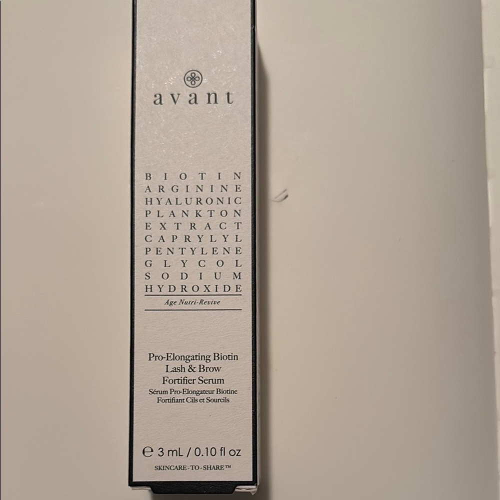 Avanti White Skincare Serum & Face Oil